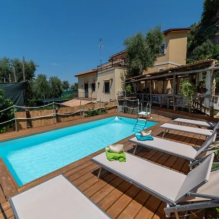 Casa de hóspedes Nature & 4*