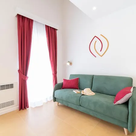 Nature & Guest house 4*