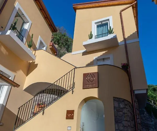 Nature & 4* Sorrento