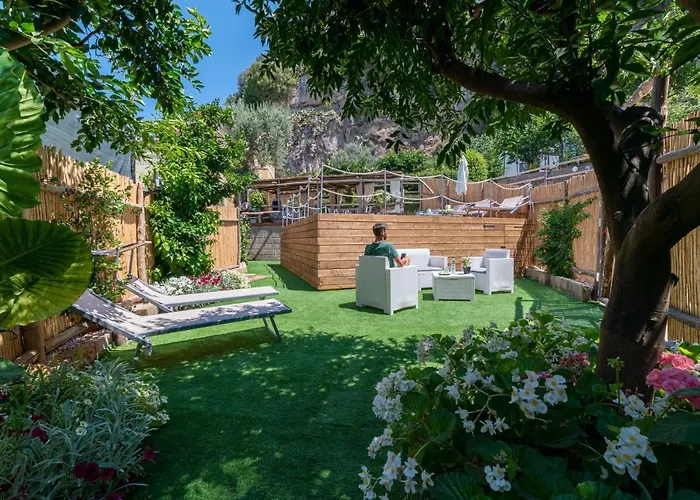 Nature & ゲストハウス ソレント